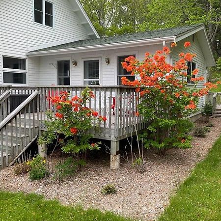 Sea La Vie Apartment Mahone Bay Exterior photo